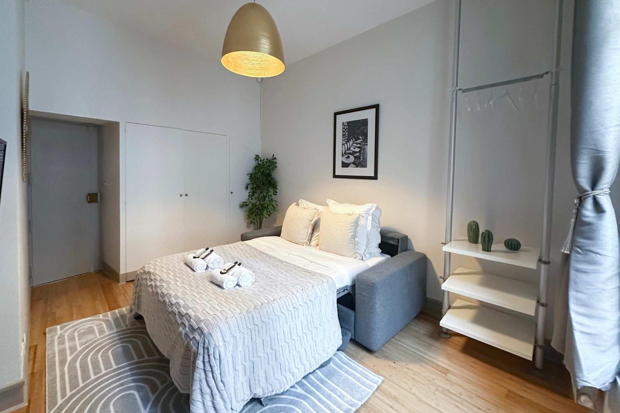 Renovated Champs-Elysees Retreat Apartment Paris Bagian luar foto